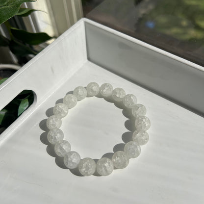 White crystal crackle bracelet matte color