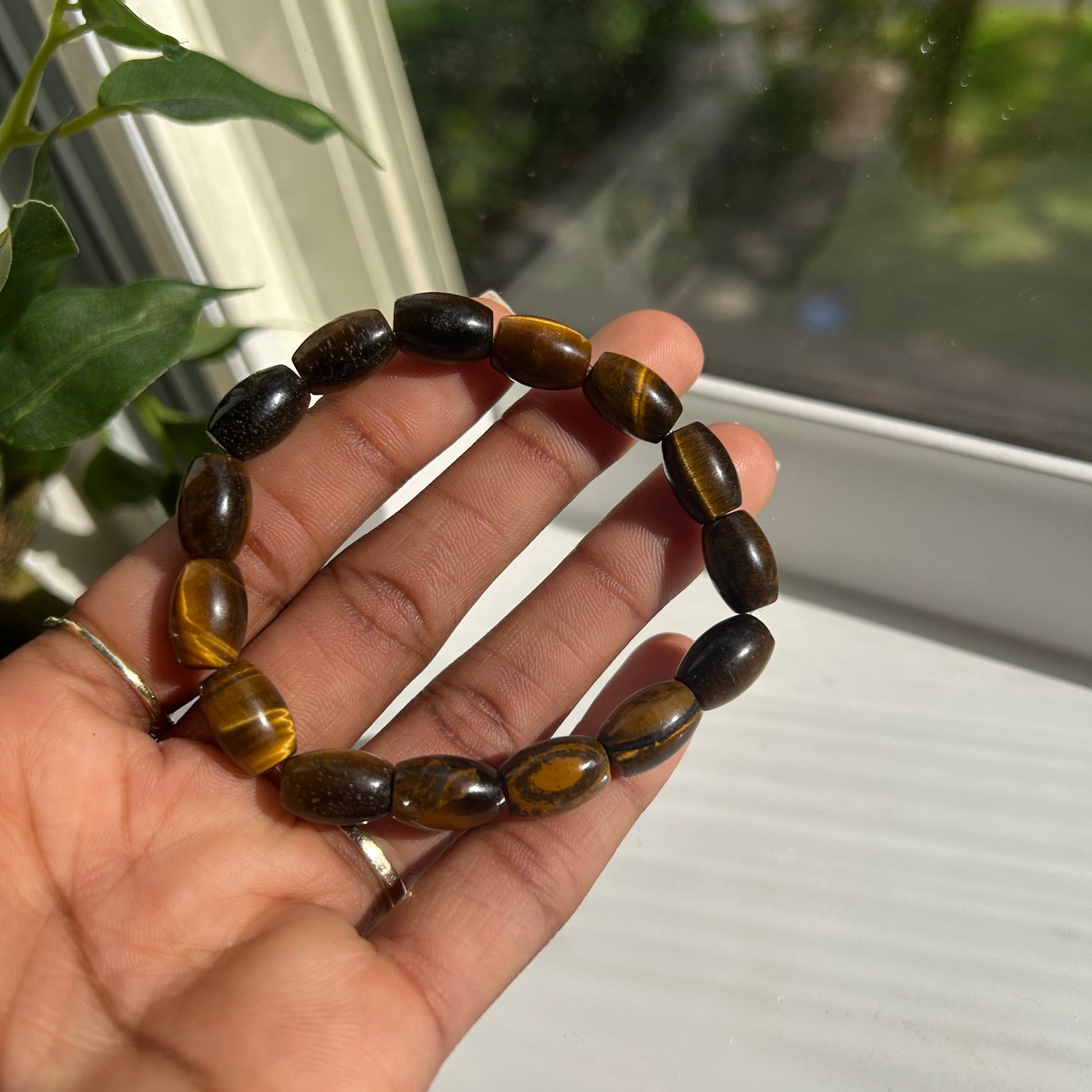 Brown tiger eyed bead bracelet